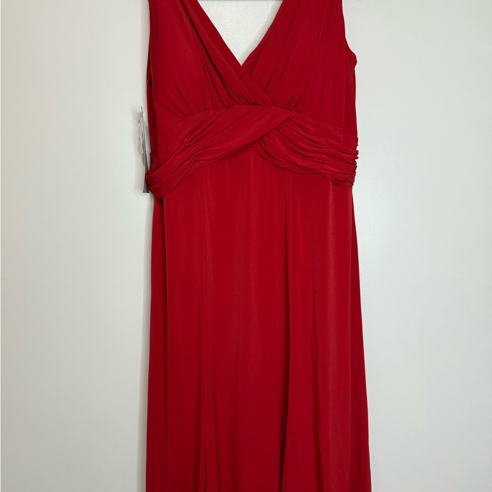 Alfred Angelo NWT Elegant Red A-line flowy midi dress in size 16 - Picture 2 of 14